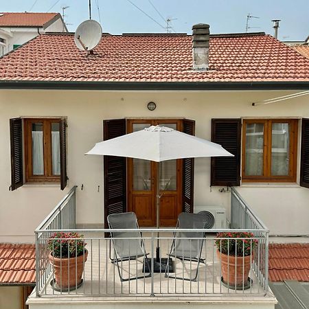 Villino Anna Villa Viareggio Luaran gambar